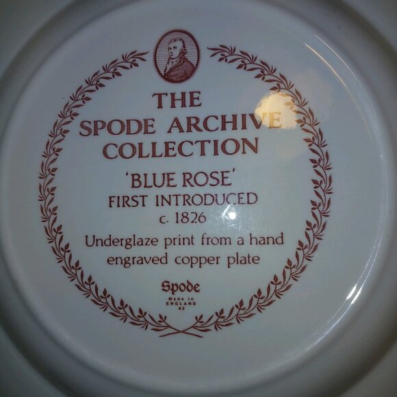 The Spode Archive Collection Blue Rose Plate Cranberry 9.5" Preowned EUC England - Picture 12 of 16